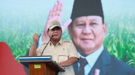 Menteri Pertahanan Prabowo Subianto menyampaikan rasa hormat setinggi-tingginya kepada 35 ribu para petani di Blora, Jawa Tengah. (Dok. Tim Prabowo Subianto)