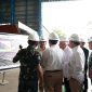 Menteri Pertahanan Prabowo Subianto saat melakukan inspeksi terkait modernisasi kapal di PT PAL Indonesia, Surabaya. (Dok. Tim Media Prabowo Subianto)
