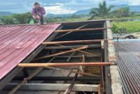 Kerusakan rumah warga akibat cuaca ekstrem di Kabupaten Karo, Sumatra Utara, (Dok. BPBD Kabupaten Karo)